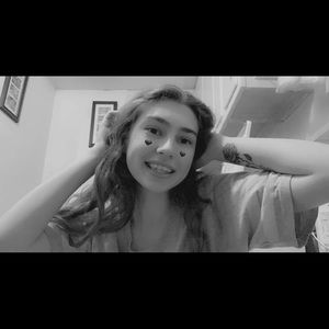 Meet your Posher, Jade